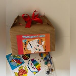 DIY Paint Your T-Shirt Kit with Accessories